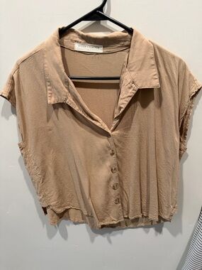 Women's Tan Button-Front Short Sleeve Top